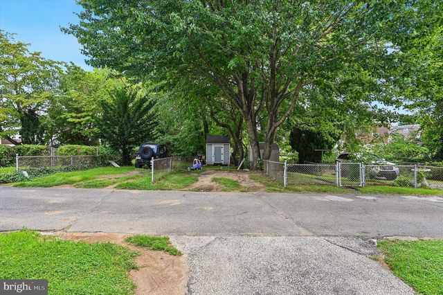 1141 HOLLYWOOD AVE, Havertown, PA 19083