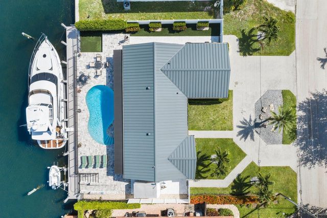 4021 NE 27th Terrace, Lighthouse Point, FL 33064