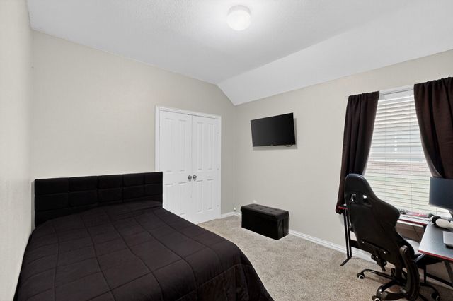 222 Brook Meadow Court, Midlothian, TX 76065