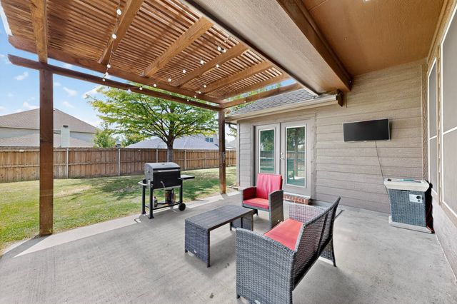 222 Brook Meadow Court, Midlothian, TX 76065