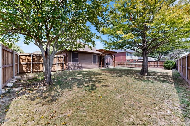 222 Brook Meadow Court, Midlothian, TX 76065