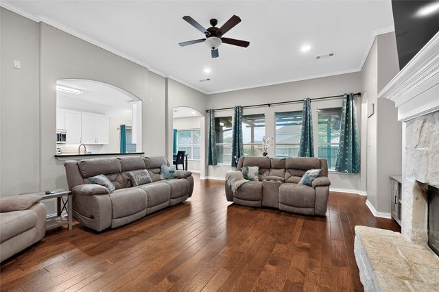 222 Brook Meadow Court, Midlothian, TX 76065