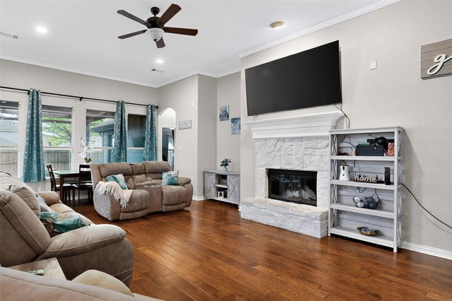 222 Brook Meadow Court, Midlothian, TX 76065
