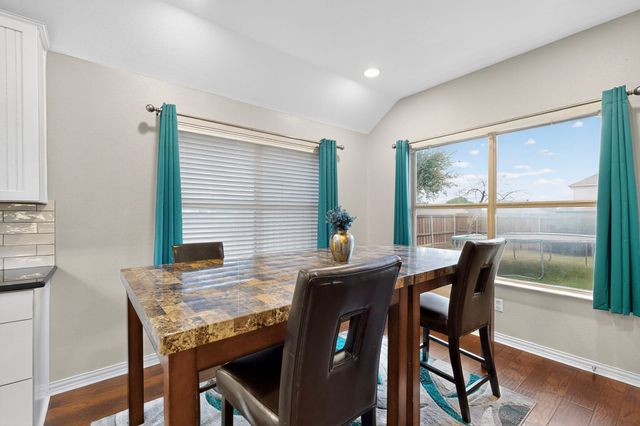 222 Brook Meadow Court, Midlothian, TX 76065