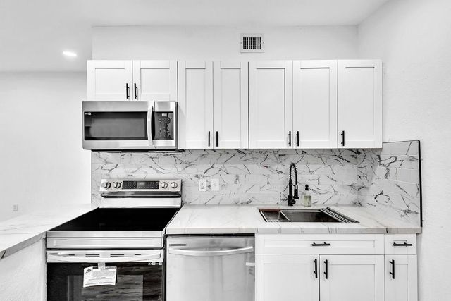 14120 NW 5th Avenue, North Miami, FL 33168