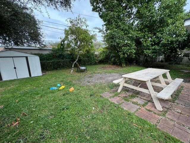 14120 NW 5th Avenue, North Miami, FL 33168