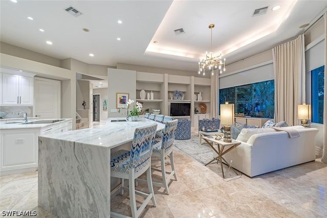 2701 BUCKTHORN WAY, Naples, FL 34105