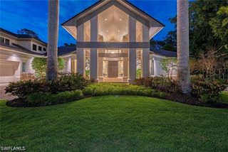 2701 BUCKTHORN WAY, Naples, FL 34105