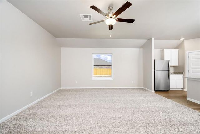 737 Luna Way, Tuttle, OK 73089