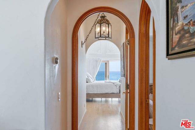 23620 Malibu Colony Road, Malibu, CA 90265