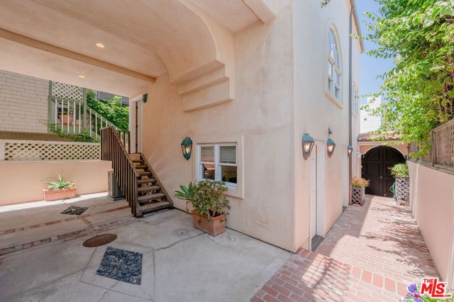 23620 Malibu Colony Road, Malibu, CA 90265
