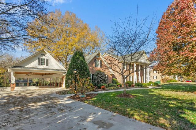 2915 Truitt Drive, Burlington, NC 27215