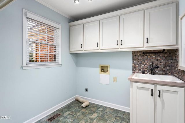 2915 Truitt Drive, Burlington, NC 27215