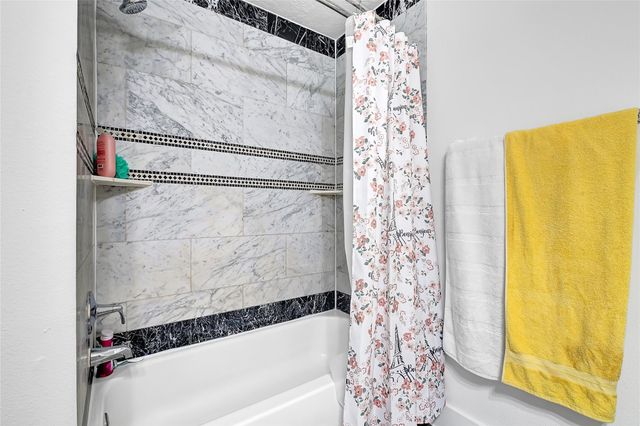 4713 Kinglet Street, Houston, TX 77035