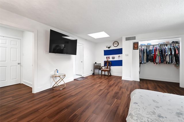 4713 Kinglet Street, Houston, TX 77035