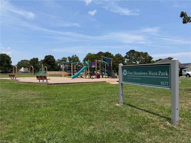 884 Daimler DR, Virginia Beach, VA 23454