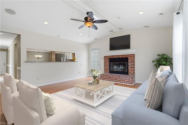 884 Daimler DR, Virginia Beach, VA 23454