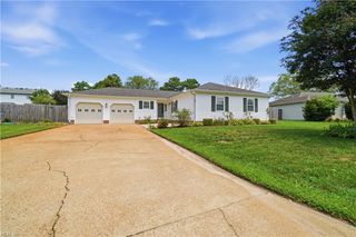 884 Daimler DR, Virginia Beach, VA 23454