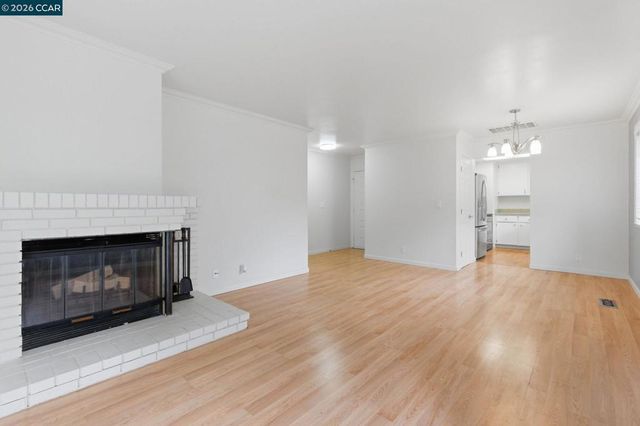 641 Chadwick Ln, Bay Point, CA 94565