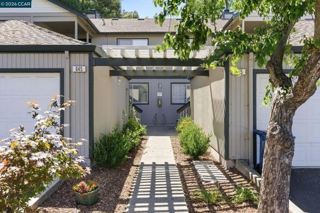 641 Chadwick Ln, Bay Point, CA 94565