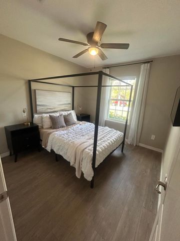 5840 NW Bates Ave, Port St. Lucie, Port St Lucie, FL 34986