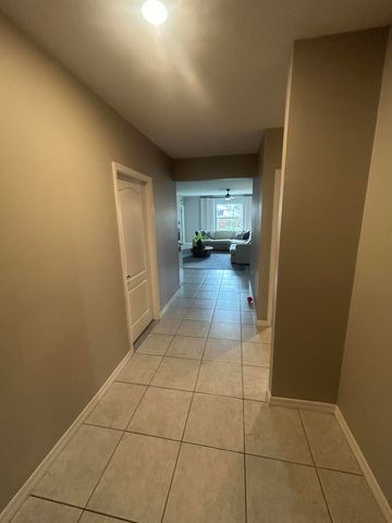 5840 NW Bates Ave, Port St. Lucie, Port St Lucie, FL 34986