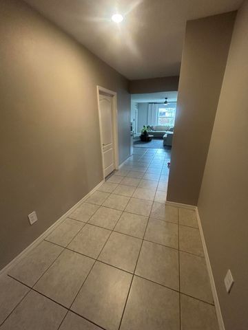 5840 NW Bates Ave, Port St. Lucie, Port St Lucie, FL 34986