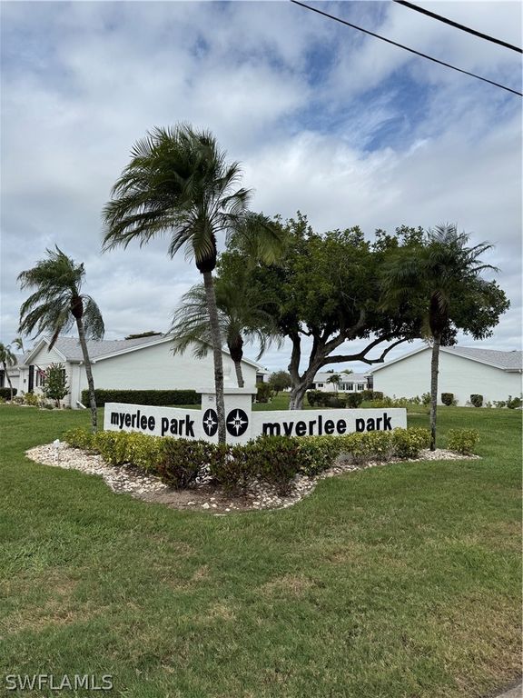 7019 Cedarhurst DR 9B, Fort Myers, FL 33919