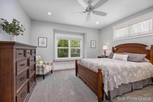 8429 Pinecroft Court, Hudsonville, MI 49426