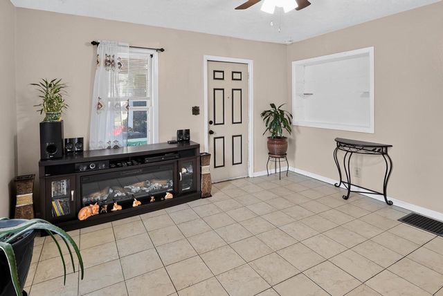 511 8th Street, Beloit, WI 53511