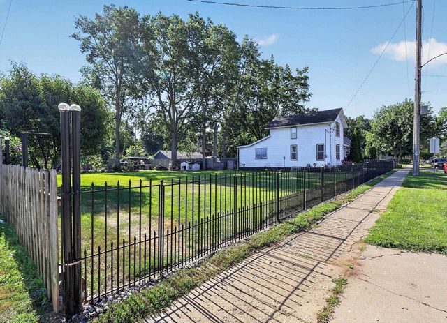 511 8th Street, Beloit, WI 53511