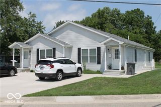 821 E 10th Street, Seymour, IN 47274
