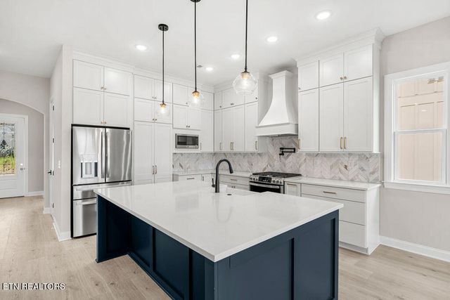 131 E Westcott Overlook, Oak Ridge, TN 37830