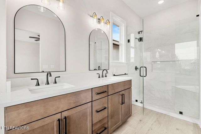 131 E Westcott Overlook, Oak Ridge, TN 37830