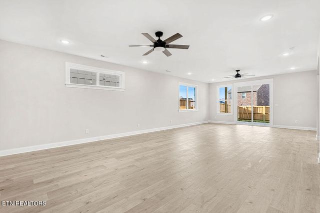 131 E Westcott Overlook, Oak Ridge, TN 37830