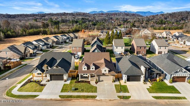 131 E Westcott Overlook, Oak Ridge, TN 37830