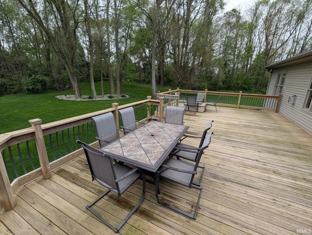 53724 Songbird Way, Bristol, IN 46507