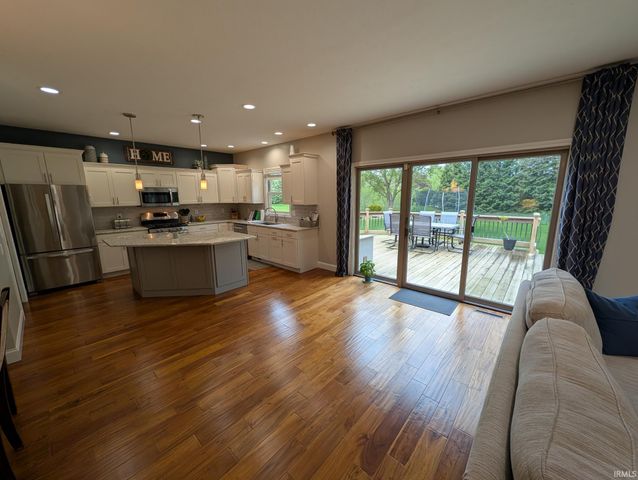 53724 Songbird Way, Bristol, IN 46507