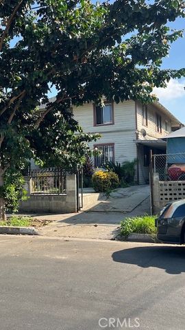 228 Rosemont Ave, Los Angeles, CA 90026