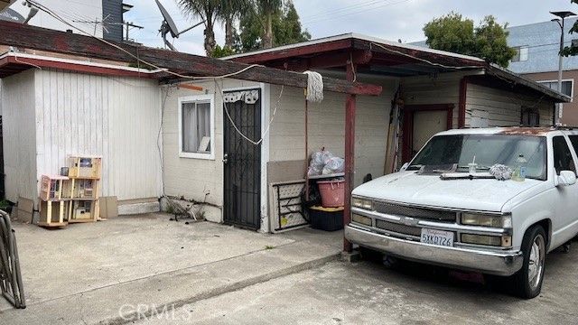 228 Rosemont Ave, Los Angeles, CA 90026