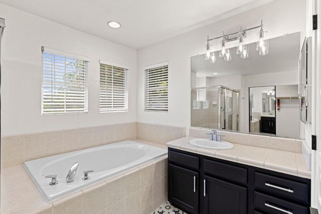 208 Airo Ct, Lincoln, CA 95648