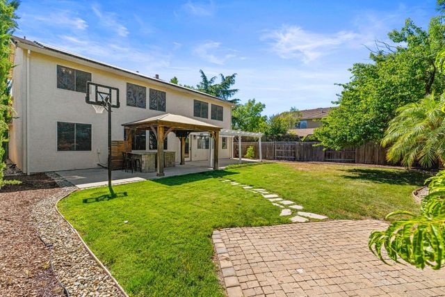 208 Airo Ct, Lincoln, CA 95648