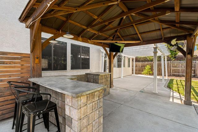 208 Airo Ct, Lincoln, CA 95648