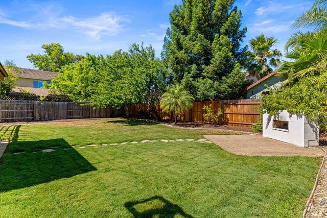 208 Airo Ct, Lincoln, CA 95648