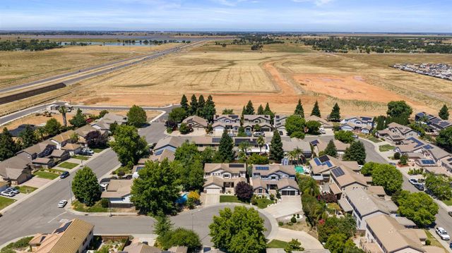 208 Airo Ct, Lincoln, CA 95648