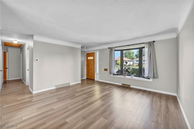 15708 Rowena Avenue, Maple Heights, OH 44137