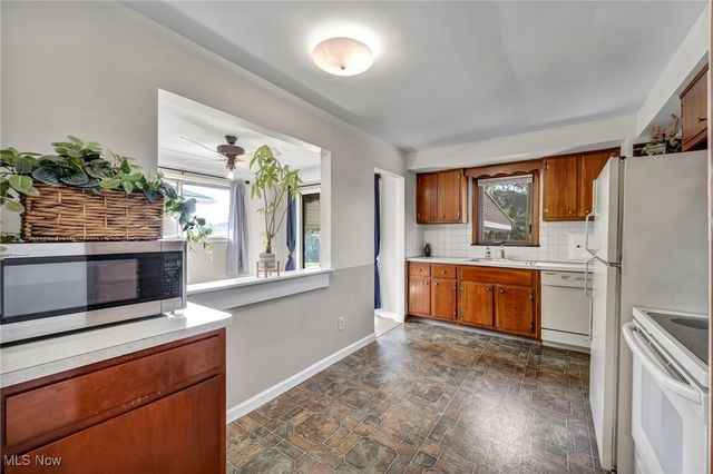 15708 Rowena Avenue, Maple Heights, OH 44137