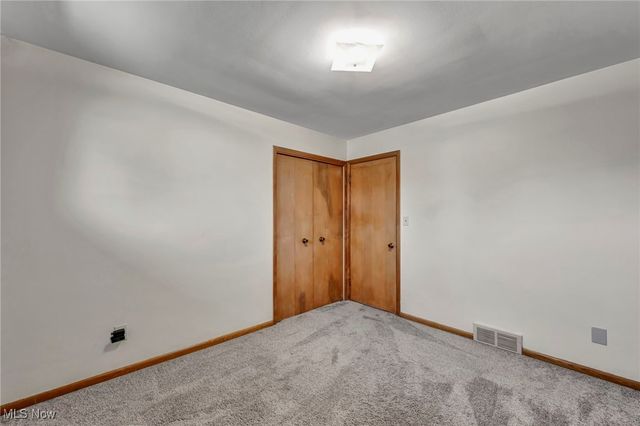 15708 Rowena Avenue, Maple Heights, OH 44137