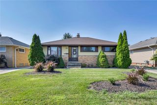 15708 Rowena Avenue, Maple Heights, OH 44137