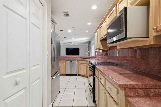 417 NW Sherry Circle, Fort Walton Beach, FL 32548
